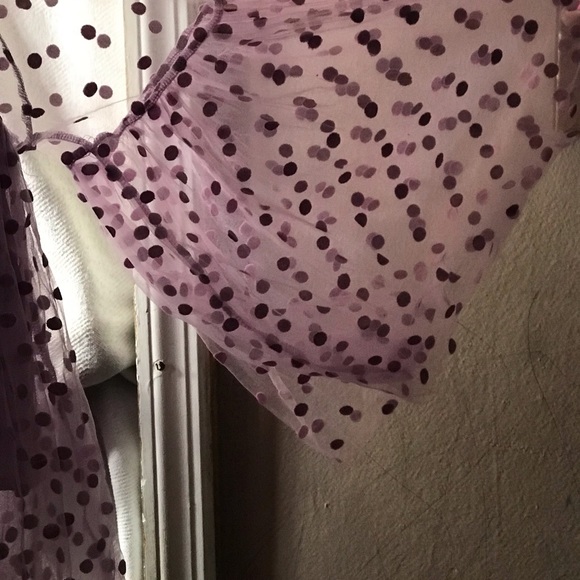 Lavender polka dot bell sleeve crop top - Picture 2 of 5